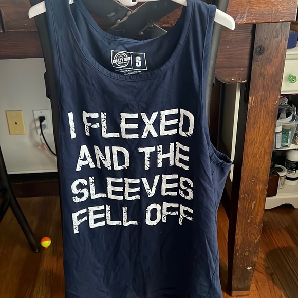 Men’s tank - Picture 1 of 2